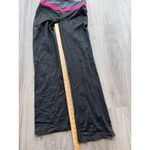 VSX Victoria's Secret Shaping Studio Flare Leggings Yoga Pants S/P Gray Pink Size undefined Photo 3