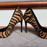 Michael Kors Parker Tiger Pumps Print Photo 1