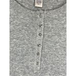 Chico's Women Solid Stretchy Straight Hem Long Sleeve Henley Top Gray Size mediu Photo 4