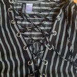 H&M Black and white striped tie front long sleeve top size 8 Photo 2