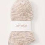 Soma  Tan Beige Brown Knit Fuzzy Warm Fall Winter Cozy  Home Socks  Photo 0