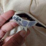 Buckle  Jolt cream embroidered lace crinkle blouse size small Photo 4