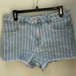 Wrangler Pinstripe High-Rise Vintage 3in Shorts Size 30 Photo 0