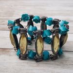 Vintage Chunky Stretch Bracelet Light Green Gems & Turquoise Tone Roses Photo 1