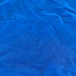 FIGS Casma Three-Pocket Scrub Top in Royal Blue Size Medium Photo 4