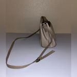 Liz Claiborne Vintage Iconic Signature Geometric Logo Purse 2 tone beige. Photo 4