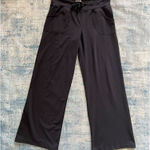 Lululemon  Black Wide Leg Athletic Pants Size 8 Regular Photo 0