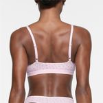 SKIMS NEW  PINK FLORAL SCOOP NECK BRALETTE Size‎ L Photo 11