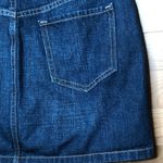 Old Navy  Size 8 Denim Skirt with 5 Pockets and Belt Loops Photo 3