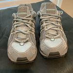 Adidas Women’s Running or Athletic Sneakers Light Grey Size 6 Photo 4