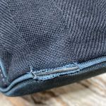 ThirtyOne Womens Black Adjustable Strap Crossbody Bag. 1 Zip & 2 Outside Pockets Photo 5