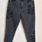American Eagle  Women’s Black Denim Embroidered Floral Details Mom Jeans Size 0 S Photo 1