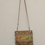 Robin Ruth  Jamaica Crossbody Purse Photo 0