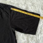 ASICS  Women’s Meshed Short sleeve performance tee in black size Large Photo 6