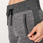 Lululemon Get Going Jogger 28.5" in Heathered Core Dark Grey Size 4 Photo 6
