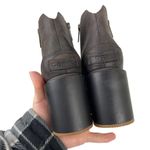 Sorel  Blake Distressed Ankle Waterproof Leather Boots in Blackened Brown Size 7 Photo 7