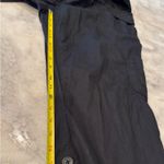 Motherhood Maternity  Black Carpenter Roll Tab Capris. Medium Photo 10