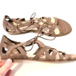 Reaction Kenneth Cole  OBI GLADIATOR SANDAL FLATS BOHO TAUPE WOMENS 9.5 Photo 1