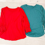 Womens Top 2 Piece Lot Size XXL Red Green Long Sleeve Smocked Cuff Holiday Photo 0