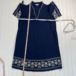 Crown & Ivy Navy Embroidered Short Sleeve Shift Dress G29 Photo 1