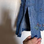 Jane Ashley New w/o Tags  Embroidered Denim Short Sleeve Blouse XL Side slits Photo 3