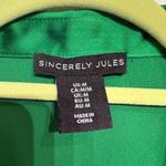 Sincerely Jules  Green Satin Button Down Sleeveless Blouse Sz M Photo 4