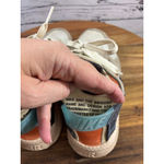 Nike Women's  Huarache Sneakers US 6.5 Beige Orange Photo 7