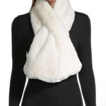Apparis Luxe White Faux Fur Scarf Photo 0