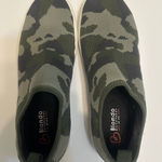 Blondo  Farrah Waterproof Knit Slip On Sneaker Camo Casual Comfort Size 8.5‎ Photo 0