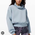 Lululemon Pullover Photo 0