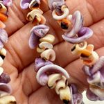 Dyed shell necklace Purple Photo 1