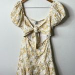 En Saison Yellow Floral Eyelet Mini Dress Puff Sleeve tie Open Front Women’s M Size M Photo 6