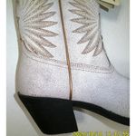 Ariat New NWT Womens 7.5 Goldie Boot Western Distressed White Leather Short Photo 3