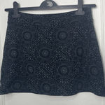 Tranquility by Colorado Clothing Black and Gray Patterned Mini Skort SIZE: Small Photo 0