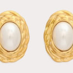 petit moments Oval Pearl Stud Earrings in Gold Womens Jewelry Photo 0