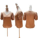 7 For All Mankind Tan Short Puffed Sleeve V-Neck Women's T-Shirt Size XS Photo 1