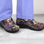 Sanita 40 Ardsley Floral Print Clogs Slip On 9.5 10 Comfort Nurse Shoes Photo 1