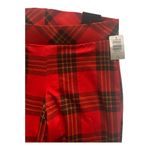 Torrid NWT--RED PLAID LEGGINGS-SIZE 1X Gorgeous red plaid leggings, has some stretch, brand new with tags, 95% cotton and 5% spandex, size 1x Measurements: Waist: side to side 16-19 inches Rise: 8 inches Inseam: 27 inches Photo 4