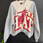 Nba  MIAMI HEAT Abstract Pullover Crewneck Sweatshirt Women’s Sz XL EUC Photo 0