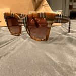 Burberry Kitty BE4364 396713 Sunglasses. NWOT & FULL INCLUSION Photo 12