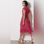 Evereve  Size XS Elena Ditsy Floral V Neck Midi Length Short Sleeve Dress Photo 1