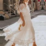 Boutique NEW White Lace V-neck Semi-Sheer Short Sleeve Maxi Dress Photo 0