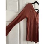 Torrid  Womens‎ 0 Medium Burnt Orange Waffle Knit Lace Trim Henley Casual Fall Photo 4
