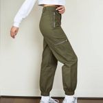 ARITZIA TNA Cargo Jogger Photo 6