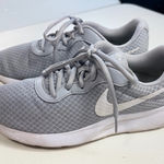 Nike ‎ Tanjun Gray White Running Shoes Sneakers Size 9 Women's Athletic Photo 0