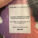 Fabletics  Yitty Smoothing Lace Plunge Bralette Black Photo 3