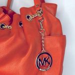 Michael Kors MICHAEL Jet Set Chain Ring Leather Tote in Tangerine Photo 3