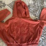 Gymshark X Kathryn & Kendra cropped hoodie Photo 4