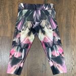 NUX Floral Gray/Purple/Pink Crop Capris Legging Size M Photo 3