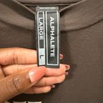 Alphalete  Brown T-shirt Photo 1